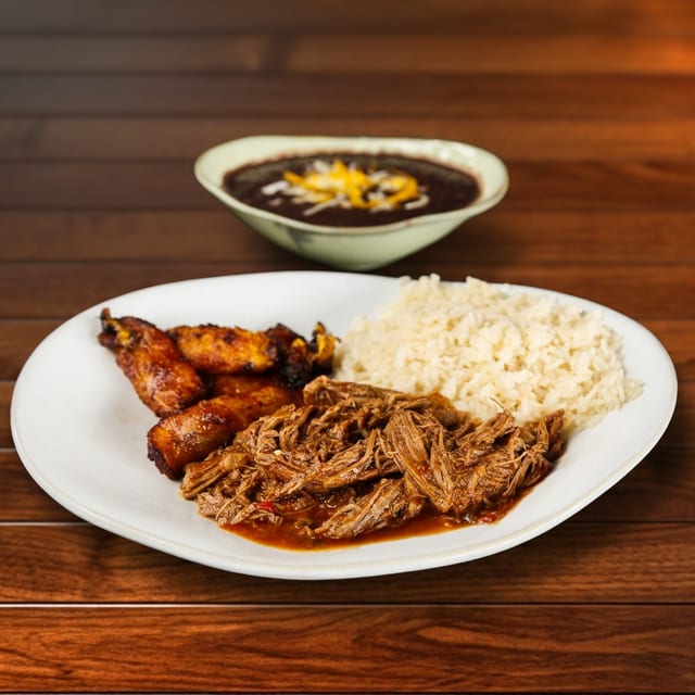 L-ROPA VIEJA.