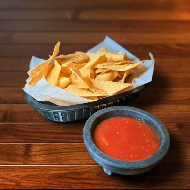 LG CHIPS & SALSA.